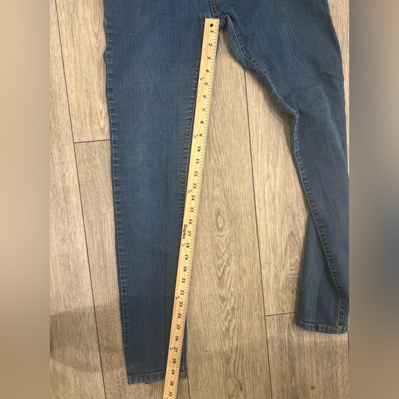 Cello SIZE 11 Jeans (junior jeans) - Picture 9 of 10